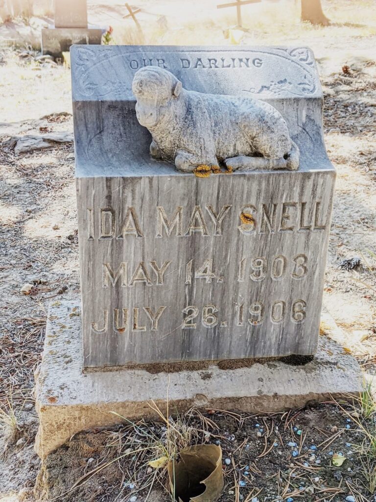 Buckskin Cemetery Tour with Laura Van Dusen & Christie Wright